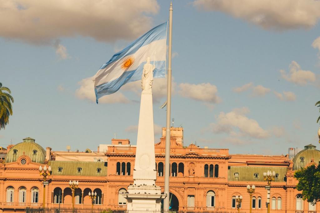 Milei ratifica vía diplomática para Malvinas tras victoria&nbsp;futbolística