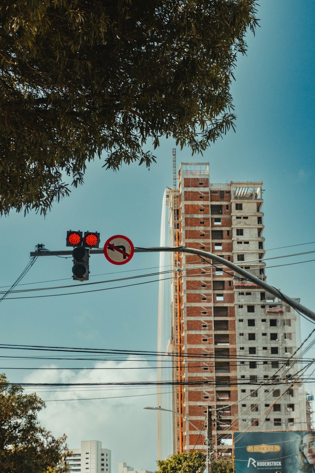 Dinero, parejas y un video: qué conversación abre la&nbsp;viralización